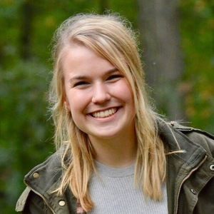 Meet your Posher, Hannah